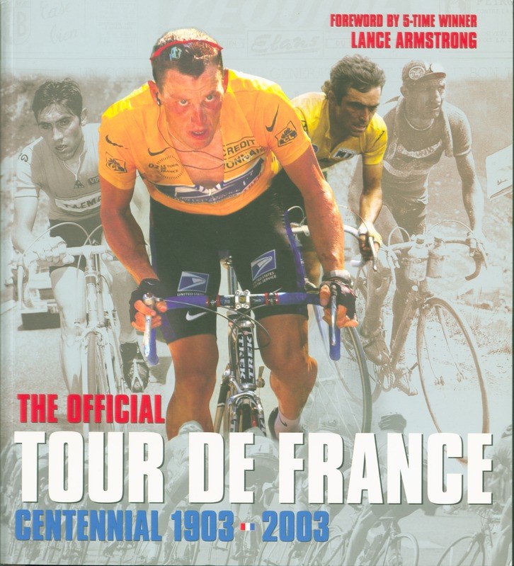 Offizielles Tour-de-France-Jubiläumsplakat (1903–2003) mit Radfahrern in einer Gruppe und begleitendem Text.