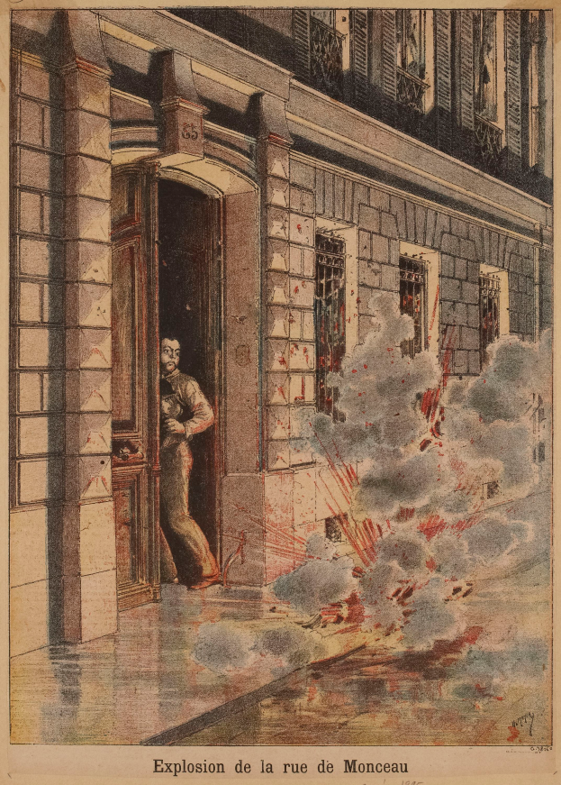 Ein Mann steht in der Tür eines Gebäudes, aus dem Rauch austritt, und unten steht 'explosion de la rue de monceau'.