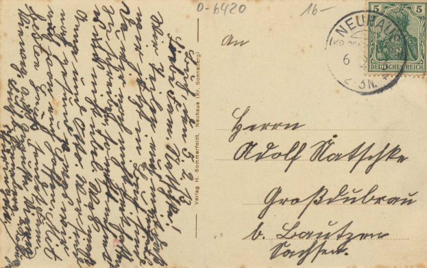 Eine alte Postkarte mit einem deutschen Stempel, von Deutschland nach Deutschland adressiert, mit dem Text und den Zahlen 0-6920.