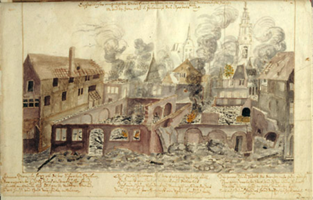 Ein altes Buch mit einer detaillierten Illustration einer Stadt in Trümmern, das die Nachwirkungen der Belagerung von Leipzig zeigt, mit zerstörten Gebäuden, Rauch und Text.