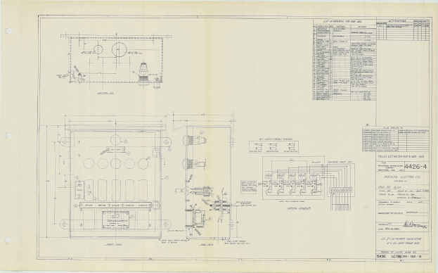 Eine von Hand gezeichnete Schaltkreisdiagramm auf Papier mit detaillierten elektrischen Bauteilen und Verbindungen.