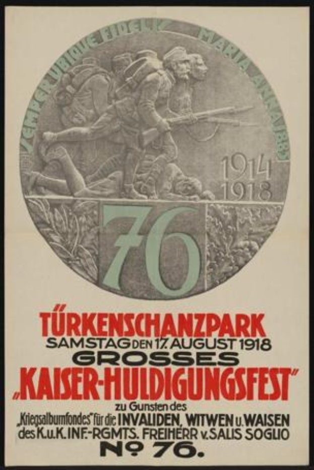 Plakat zum 70. Jubiläum des Kaiser-Huldigungsfestes in Berlin, Deutschland, mit einer Gruppe von Menschen in der Mitte, eingerahmt von Text und Zahlen.