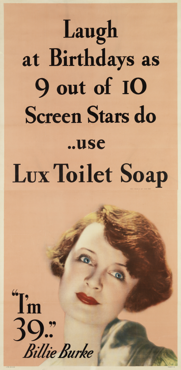 Ein Vintage-Plakat mit einer Frau mit warmem Gesichtsausdruck, die ein weißes Kleid und einen gemusterten Schal trägt, mit Text, der Lux Toilettenseife bewirbt.